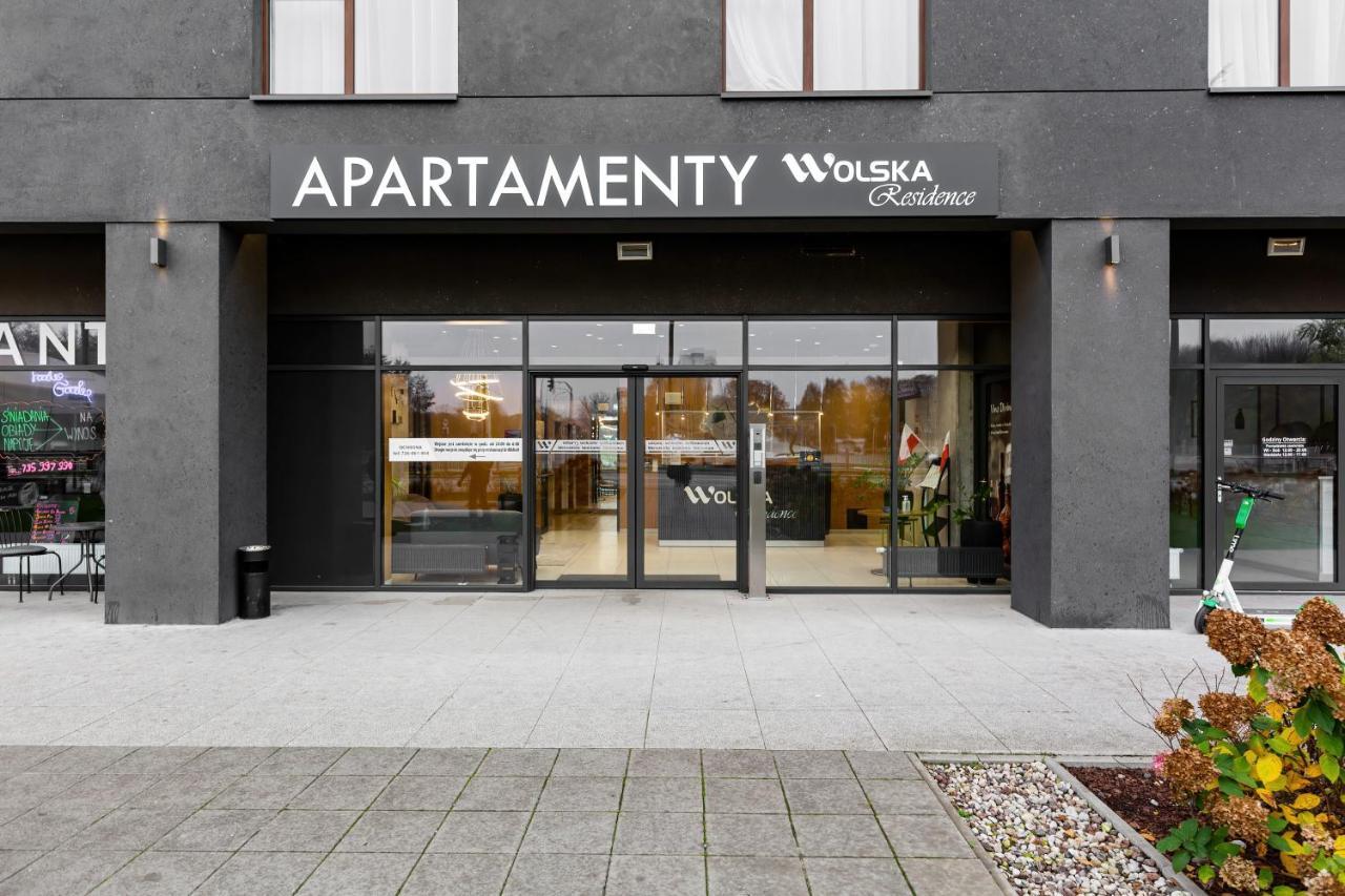 Wolska Residence Apartments With Parking By Noclegi Renters Varsavia Esterno foto
